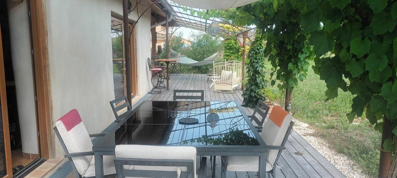 Lache Prise Homestay Les Mages